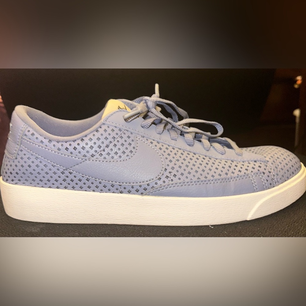 Twilight Nike Shoes Womens 11 Blazer Low💫